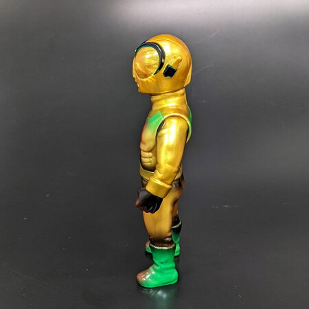 Arktz x MAX TOY 限定 Fireman 火焰超人 sofubi 搪膠