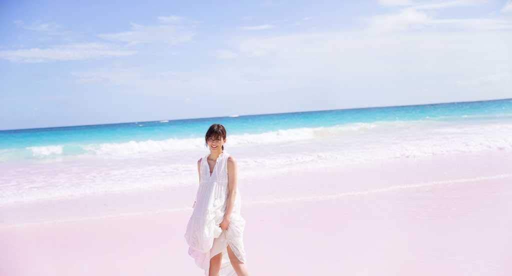 渡邉理佐 1st寫真集 無口