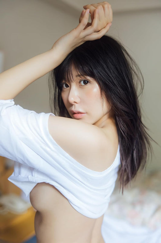 Shinohara Saemi 1st Photobook: Samidare