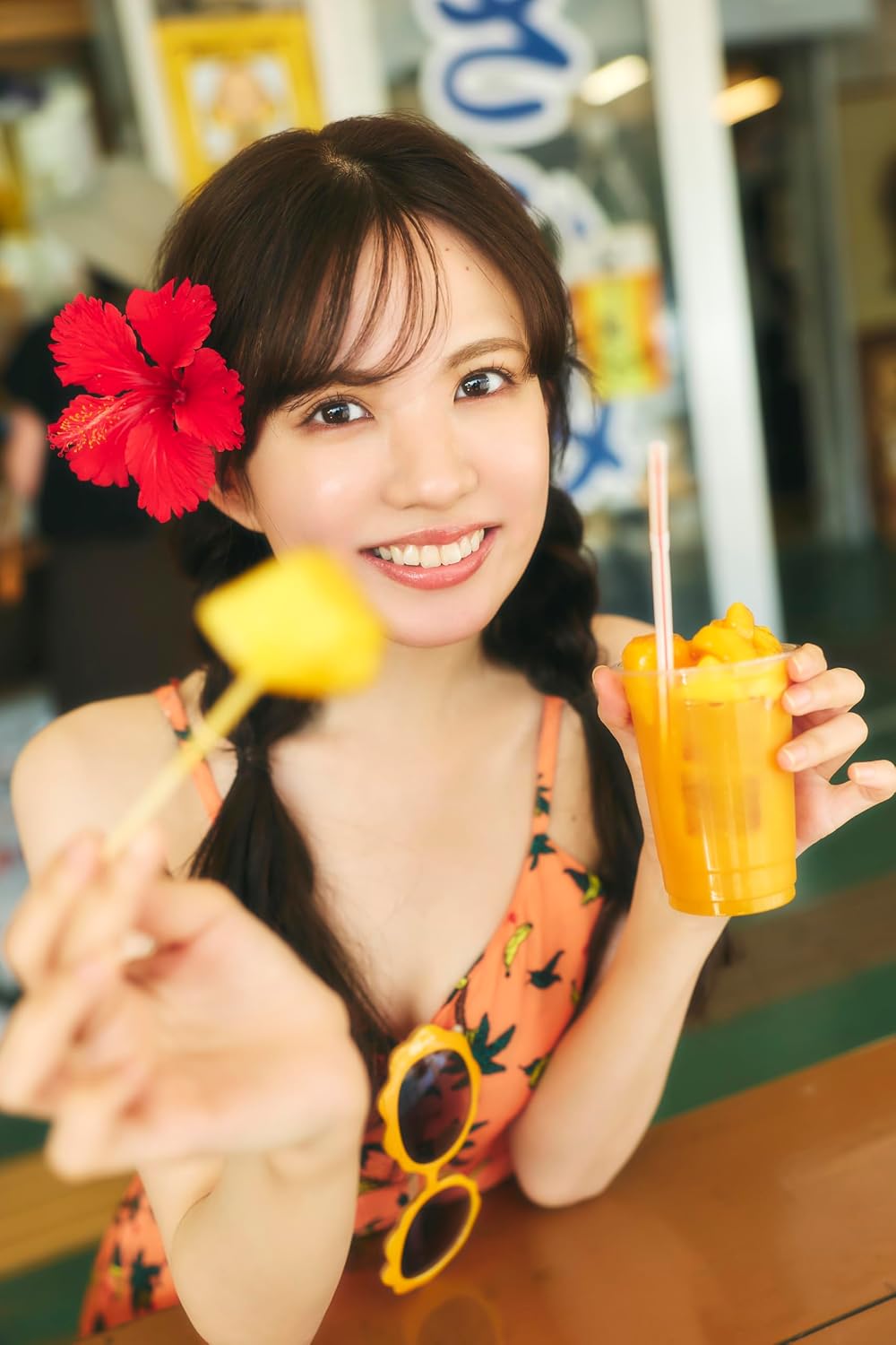岡本彩夏 1st 寫真集「すきだらけ」