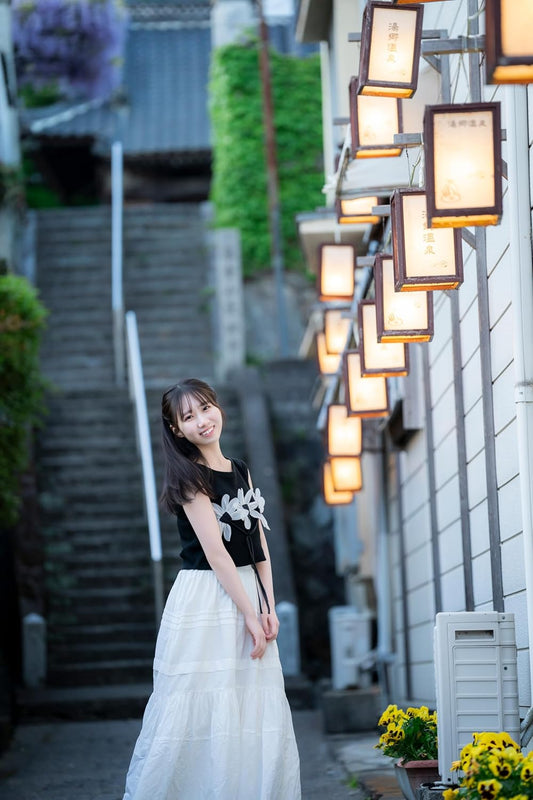 STU48 内海里音 1st 寫真集